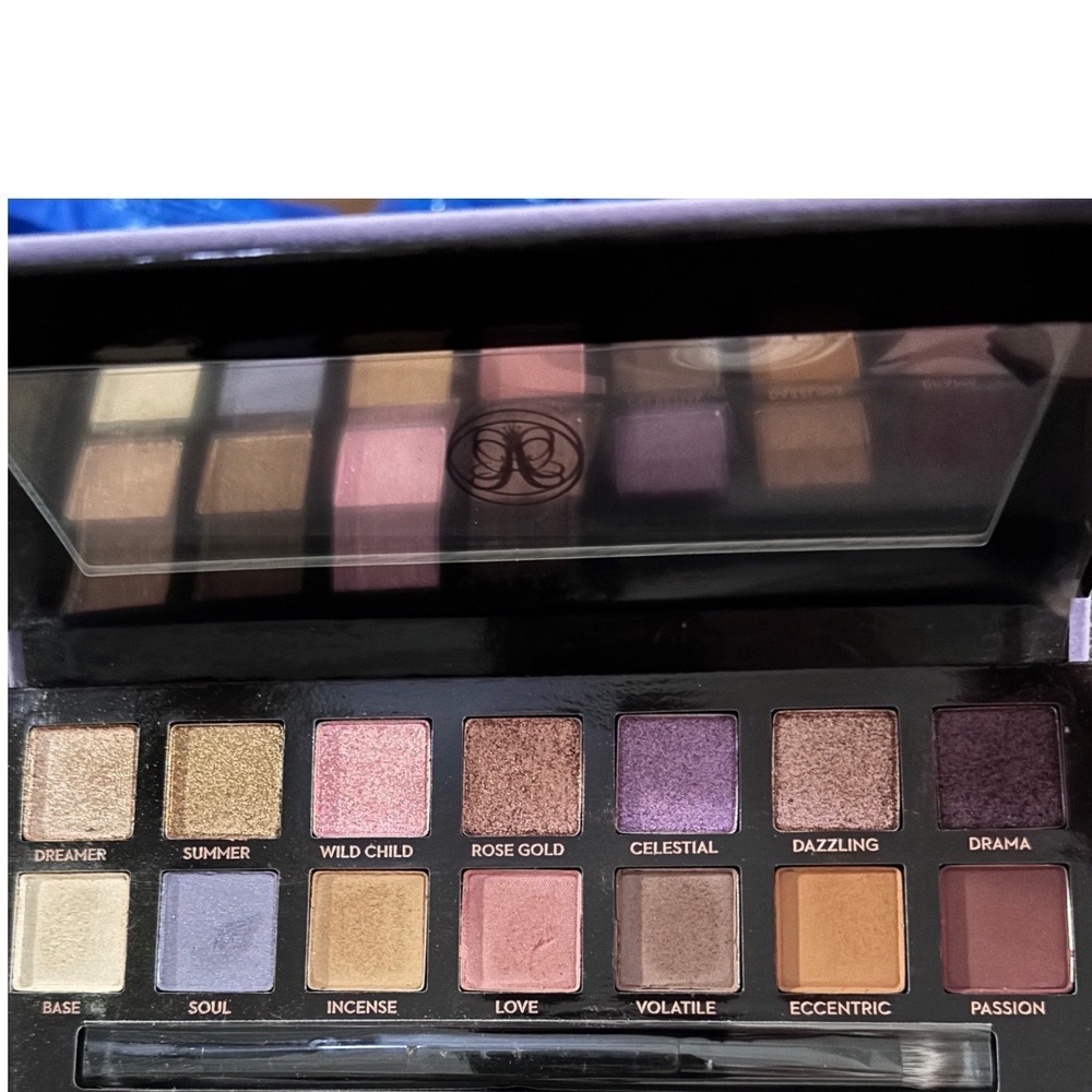 Anastasia Beverly Hills Norvina 14 Eye Shadows Palette & brush new w/o box - Picture 5 of 7